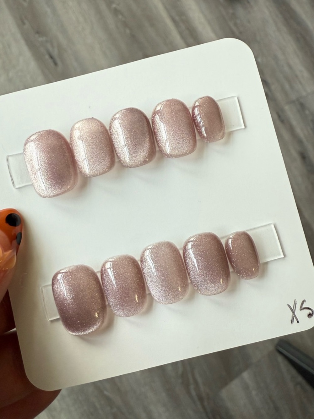 Shimmery Light Pink Press-On Nails Set